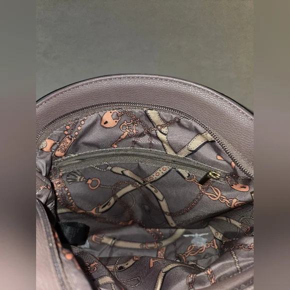 Dusty lavender Crossbody Bag with Gold Accent - Women - Picture 8 of 12